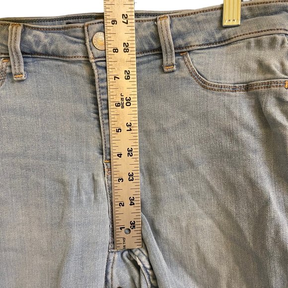 HOLLISTER BLUE DENIM LOW RISE JEAN LEGGING CUT OFF SHORTS SZ 9R/29 - Picture 6 of 7